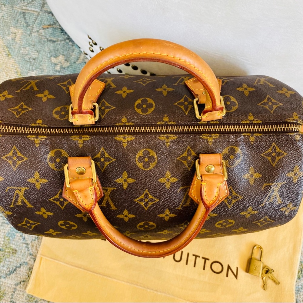 Louis Vuitton Speedy 30 - Picture 7 of 16